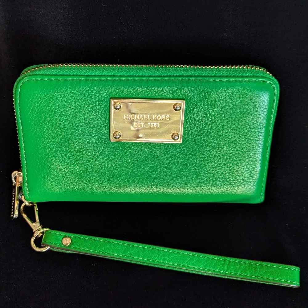 Michael Kors Green Leather Wristlet
